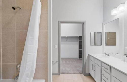 LUX 2B2B Apt Near Heart of Austin with Pool & Parking - Foto 8