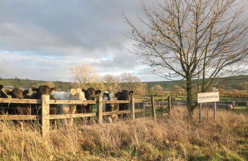 Little Thornsett - Photo 16