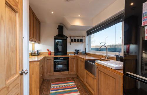 Port View House 3-Bedroom Self Catering Family Home with Garden Near Cardiff - Foto 23