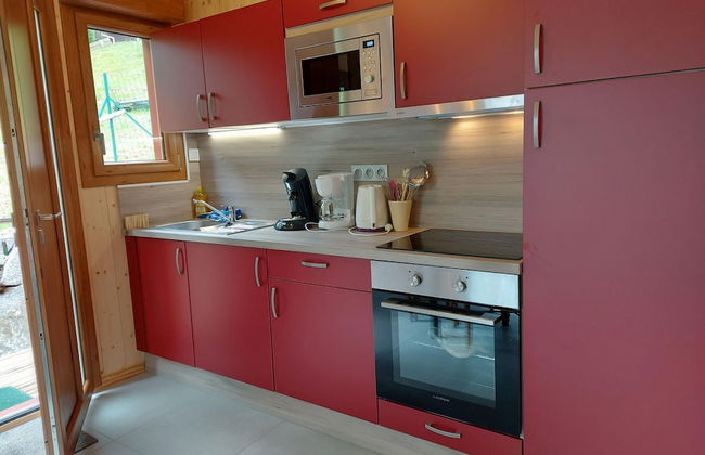 Chalet in Lovely, Rich Forest Setting With a Beautiful View - Photo 28