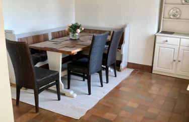 3 bedroom home with parking - Foto 13