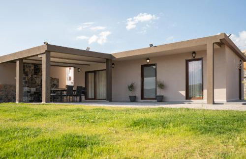 Majestic Manor with outdoor Jacuzzi by 8essentially - Foto 1