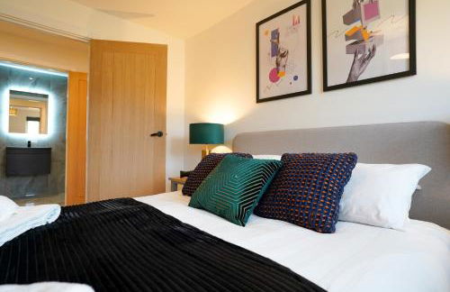 Moonlight Lodge - 4 bedroom Barn with Hot Tub! - Foto 39