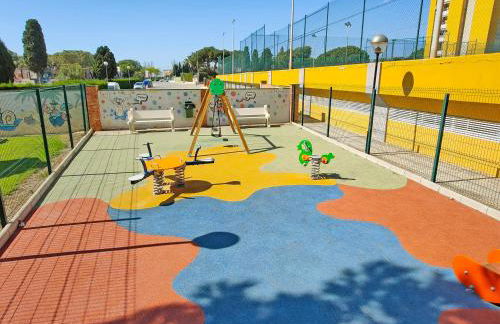 Global Properties, Practico apartamento con piscina en Residencial Brezo Canet - Foto 43