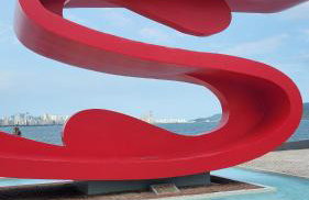 Apê 50 metros da praia com wifi e garagem - Foto 1