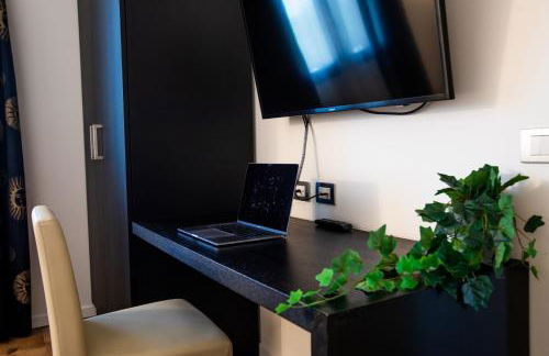 Matrix Hotel & Residence - Photo 21