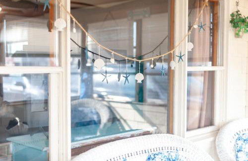 Dog-Friendly Cottage with Backyard & Beach Vibes! - Foto 31