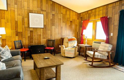 Premium Slope-Side Escape I Alpen Villas at Powderhorn Mountain - Foto 11