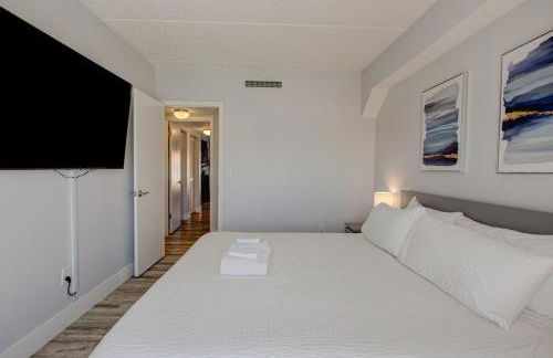 Beautiful Ocean Side 2 Bedroom Condo with Pool - Foto 34