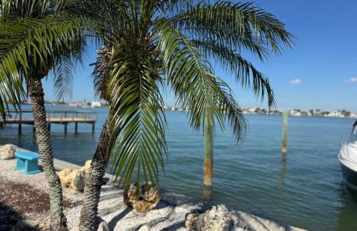 107-Waterfront-Walk to beach-Lovely - Foto 37