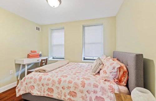 Enchanting Brownstone with a magical garden - Foto 16