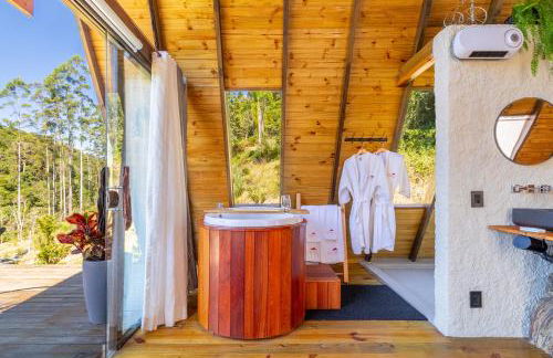 Chale Alcantara Jacuzzi, Lareira e Deck com Vista - Foto 23