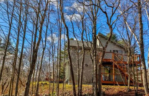 Mountain house w/ stunning views & gourmet kitchen - Foto 44