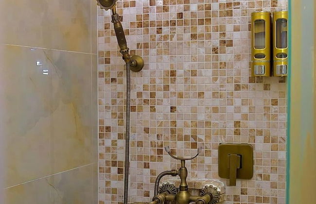 Taj Royal Apartment in București, București, Romania - Photo 20