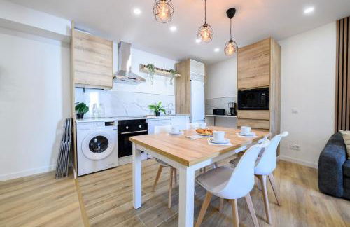 APT-Inside the Wall-Family,Games,Relax,History - Foto 20