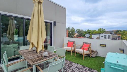 Central DC 5-BR Townhome - Walk to METRO-rail - Foto 5