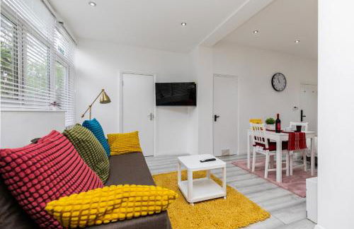 Deluxe studio Apartments - City Airport & Excel Ideal for Long stay - Foto 3