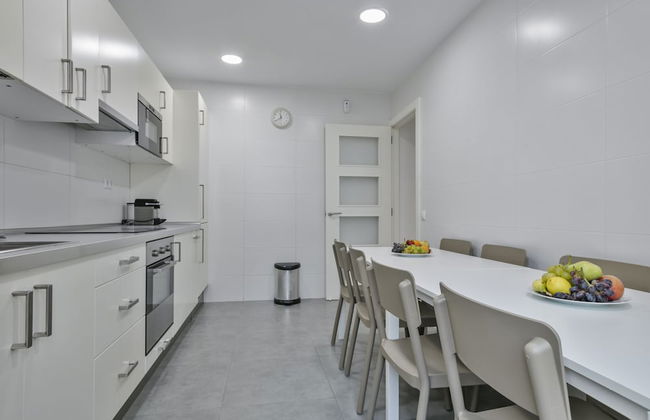 Stay Together Barcelona Apartments - Photo 40