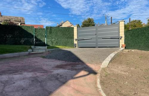 MAISON VENEUX LES SABLONS-FONTAINEBLEAU-MORET SUR LOING - Foto 2