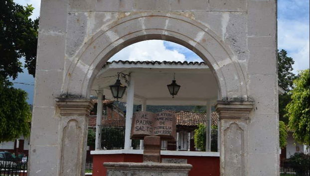 Conociendo el centro del poblado