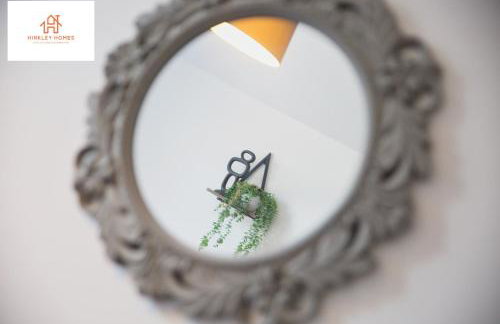 Spacious 6-Bedroom House with Parking in Bridgwater Ideal for Contractors & Group Stays - Foto 7