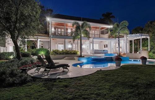 Naples Beach Port Royal Luxury Coastal Mansion Villa with Guesthouse & Pool & Hot Tub - Foto 33