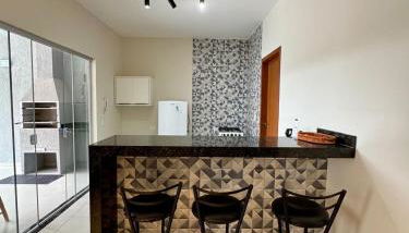 Casa Passarim em Bonito - Foto 3, stove, locker