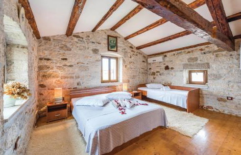 Lovely Home In Visnjan With Wifi - Foto 24