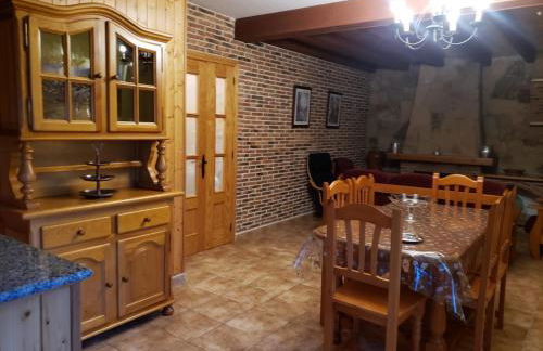 Los Guijos - Photo 2