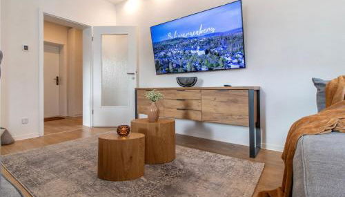 Stilvolles City-Apartment I WLAN l Küche I Zentral I 8P - Foto 4