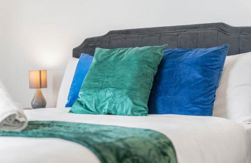 Luxury 3 bedroom with 2 bath at Plaistow opposite of station - Foto 29