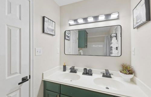 Oakwood Oasis- 1,4 Acres of Tranquility home - Foto 22