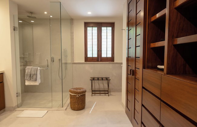 El Encanto exclusive condo private pool - Photo 80