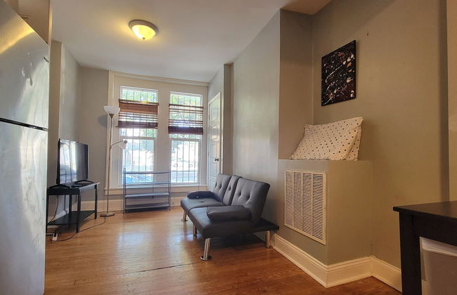 Entire House 1BD King Bed near Downtown - Foto 4