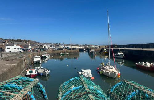 The Place - Photo 30