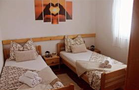 Family Home Iskra - Photo 24