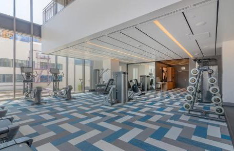 Modern Cosmopolitan APT Mid Hollywood with Free Parking 10mins to Universal Studios - Photo 43