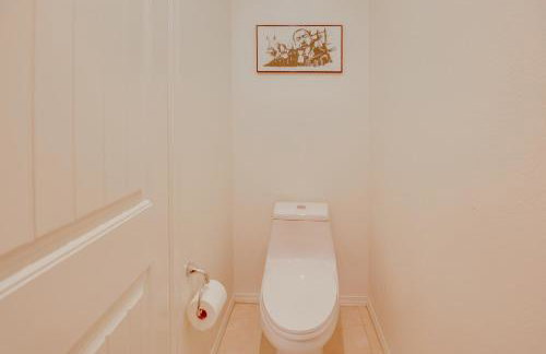 Luxurious and Spacious Family Duplex in Menifee! - Foto 9