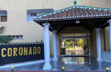 Marbella Beach View and Pool - Photo 28