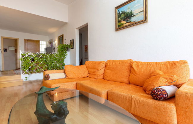 3 bedroom Apartment in Tossa de Mar with garden and terrace - Photo 6