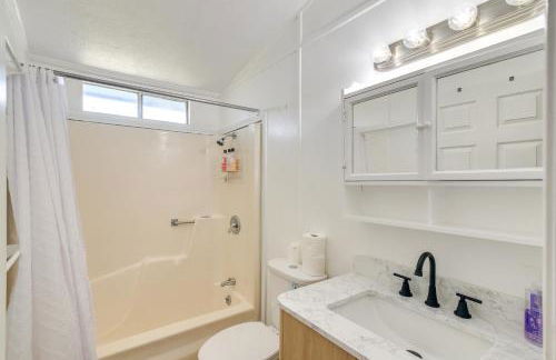 Group Retreat on Terramar Beach with BBQ-Ready Patio - Foto 16