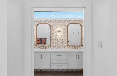 Guadalupe Bluff Modern House - Foto 66