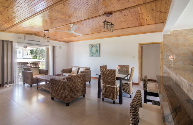 Flora's Self Catering - Foto 9