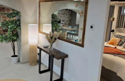 La Cav'O Bulles - Balnéo privative - parking - Foto 13