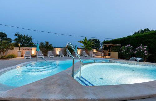 Villa Filton with private pool, sauna, pool and jacuzzi - Foto 56