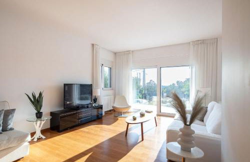 ATHENS RIVIERA Grand Panoramic Villa Lagonissi - Photo 12