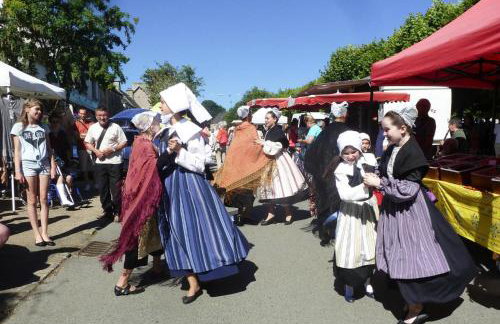 Holiday Home in Guerlesquin near Lake - Foto 17