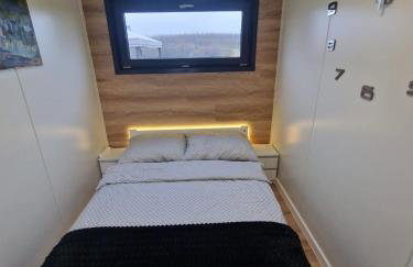 GRETA Nowoczesny domek modułowy nad stawem - Foto 70