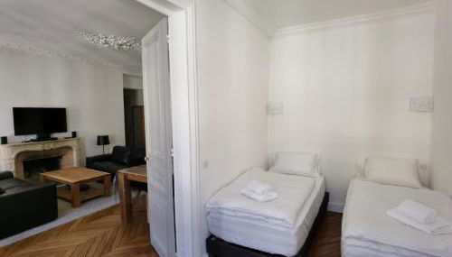 3 PIECES 4****, AU COEUR DU QUARTIER HISTORIQUE - Foto 5