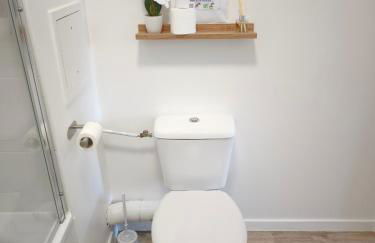 Charmant T2 proche Disney terrasse et parking souterrain - Foto 4